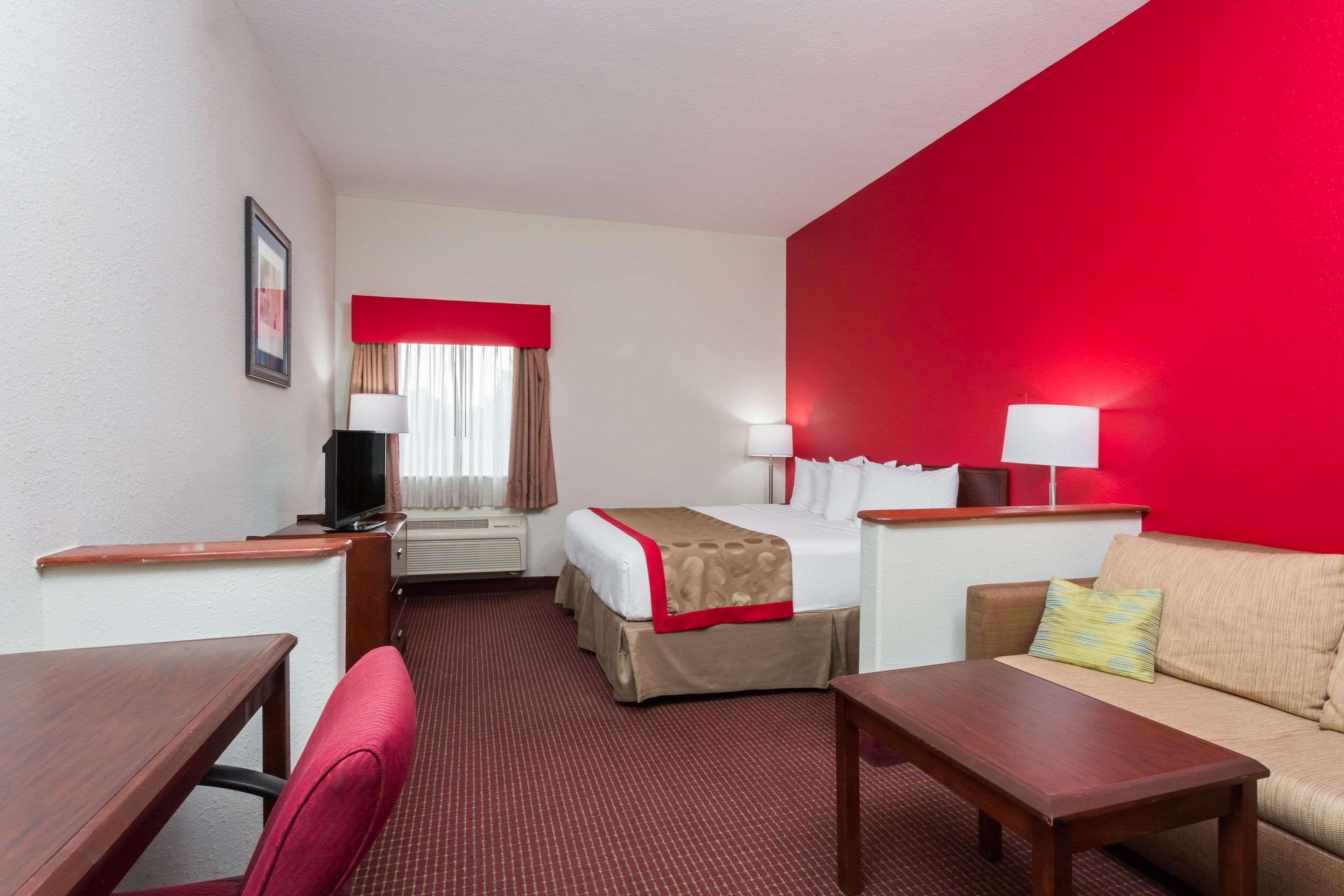 Quality Inn Zephyrhills-Dade City Exteriér fotografie