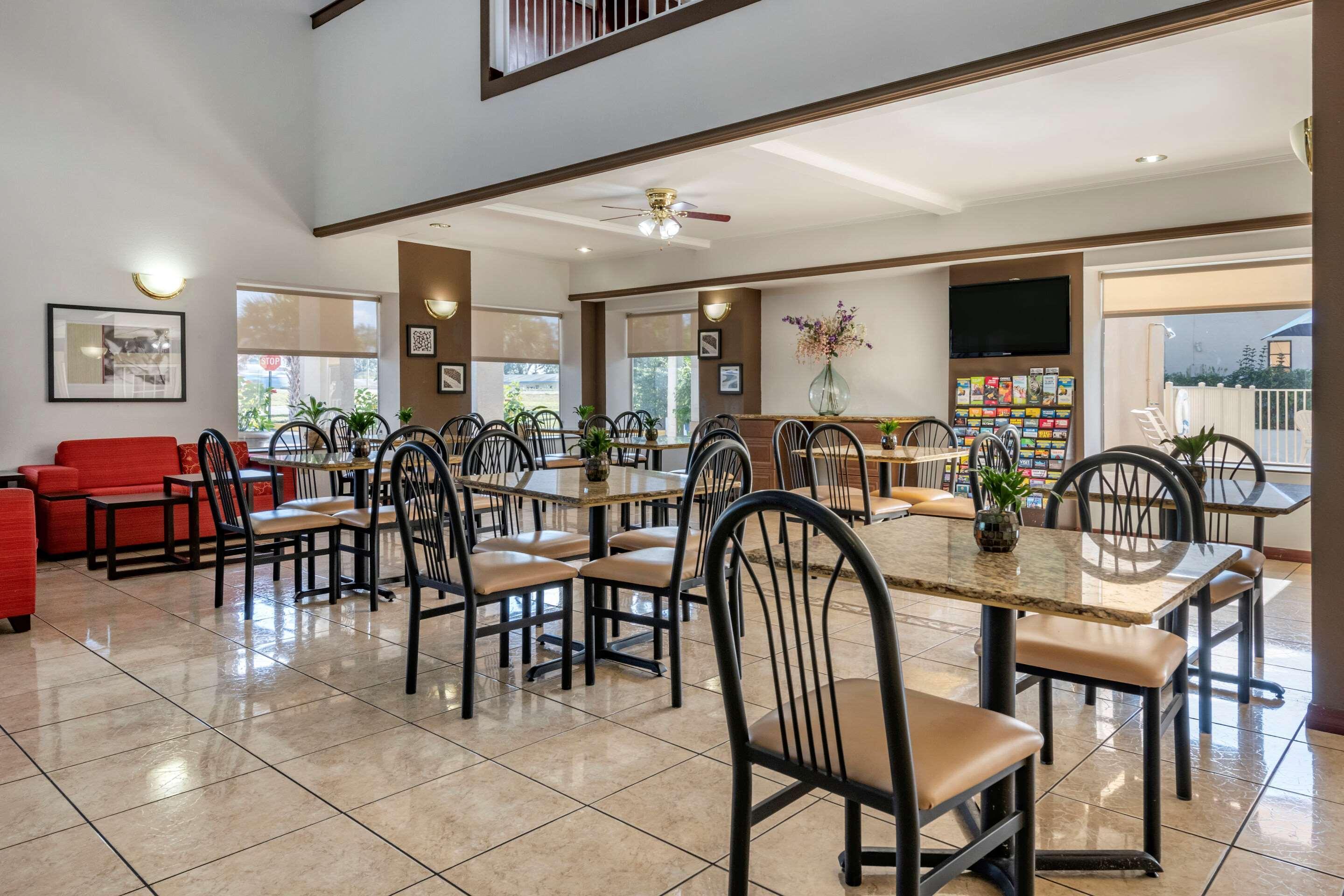 Quality Inn Zephyrhills-Dade City Exteriér fotografie